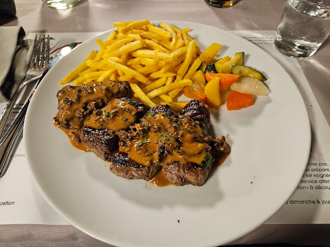 Restaurant-Pizzeria du Stand de Vernand - Gastronomie und Hotellerie