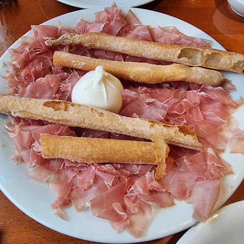 Ristorante Grotto Ticino Pizzeria Cafiero - Gastronomie und Hotellerie