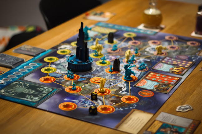 Comentarii opinii despre Erupt Lounge