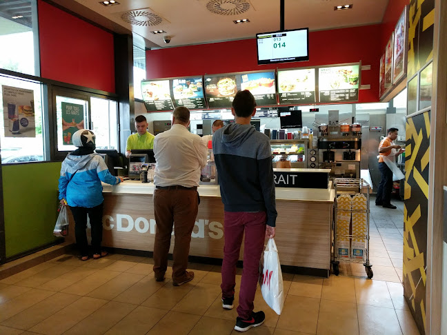 Comentarii opinii despre McDonald's Restaurant Autocentre Balexert