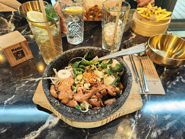 Comentarii opinii despre Miss Miu