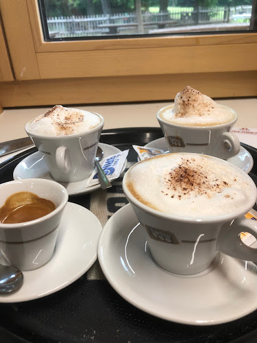 Opinii despre Snack Bar Parsifal în Ascona - Gastronomie und Hotellerie