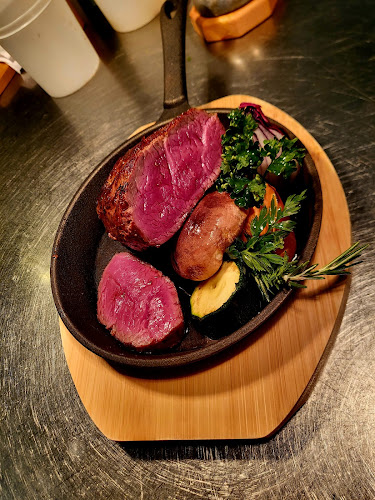 Opinii despre Falkenburg – Restaurant & Hotel în St. Gallen - Gastronomie und Hotellerie