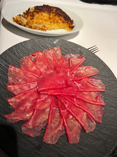 Opinii despre Restaurant Les Armures în Geneva - Gastronomie und Hotellerie