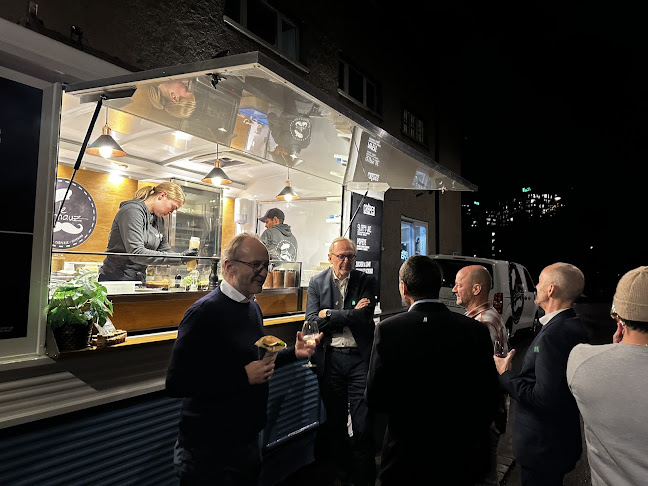 Opinii despre Le Schnauz GmbH în Bellach - Gastronomie und Hotellerie