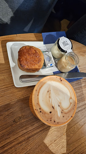 Pages & Sips - Geneva