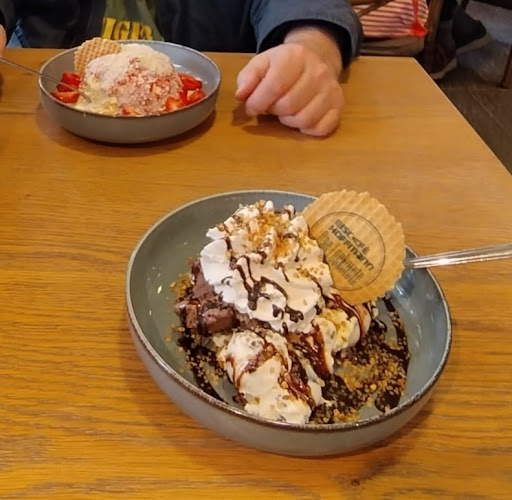 Aal- & Forellenräucherei Hoffmann GmbH