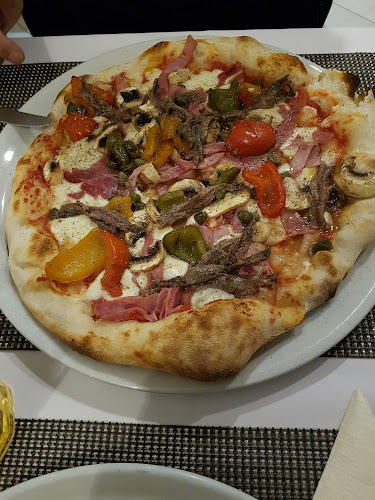 Pizzeria du Moulin, Llabjani - Gastronomie und Hotellerie