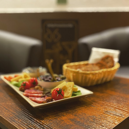 Comentarii opinii despre Drink & Dine