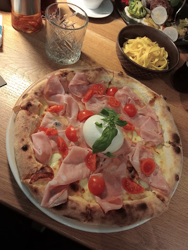 Opinii despre Restaurant La Table de Montreux în Montreux - Gastronomie und Hotellerie