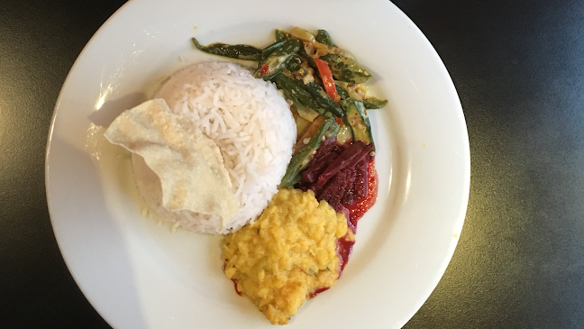 Opinii despre Don't Worry Eat Curry în Zürich - Gastronomie und Hotellerie