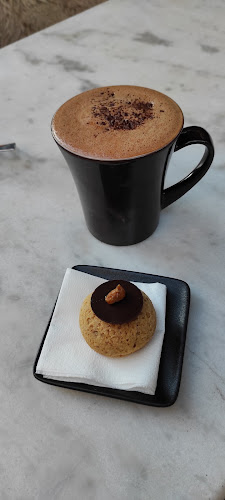 Rue des Eaux-Vives 79, 1207 Genève