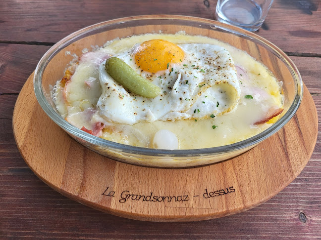 Opinii despre Restaurant la Grandsonnaz-dessus în Bullet - Gastronomie und Hotellerie