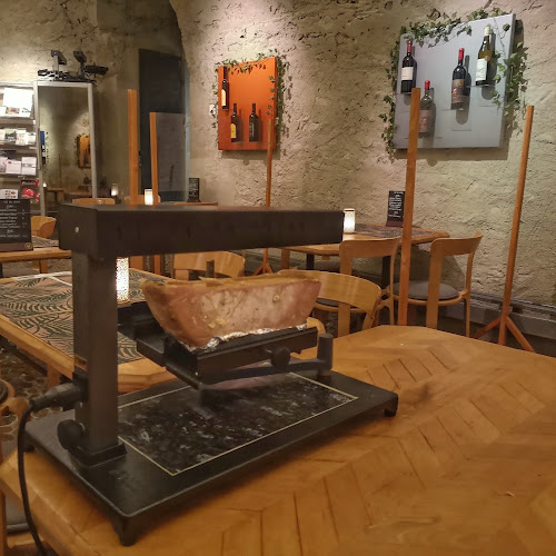 Comentarii opinii despre Caveau de Nyon