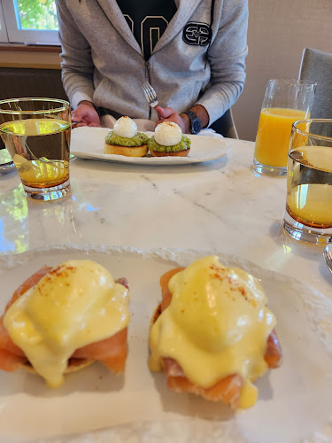 Comentarii opinii despre Living Room