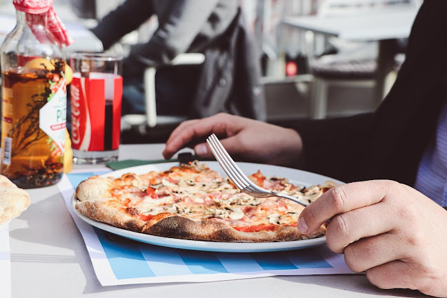 Trattoria Des Cèdres - Gastronomie und Hotellerie