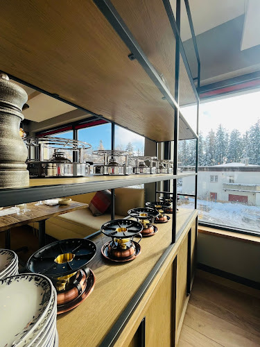 Twin Peaks Restaurant