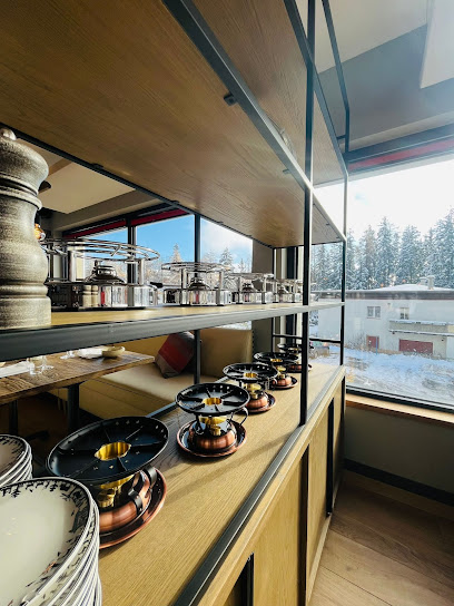 Twin Peaks Restaurant