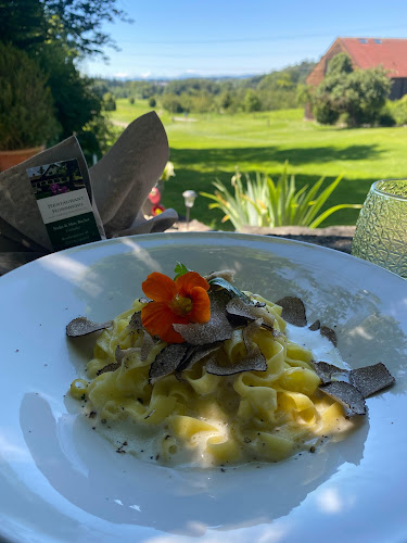 Opinii despre Restaurant Rossberg GmbH în Kemptthal - Gastronomie und Hotellerie