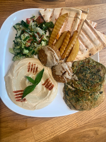 فلافل &. شاورما& حلال - Gastronomie und Hotellerie