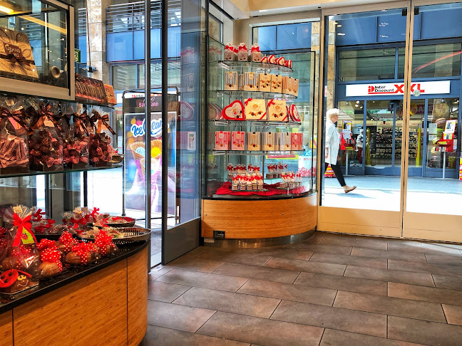 Opinii despre Confiseur Bachmann AG în Zug - Gastronomie und Hotellerie