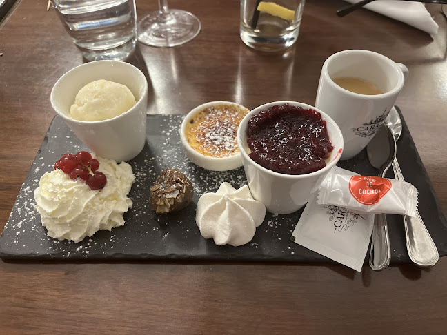 Au Pied de Cochon - Gastronomie und Hotellerie