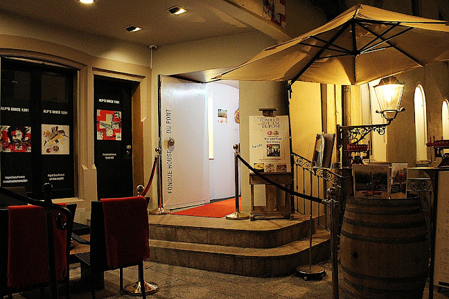 FONDUE HOUSE DU PONT