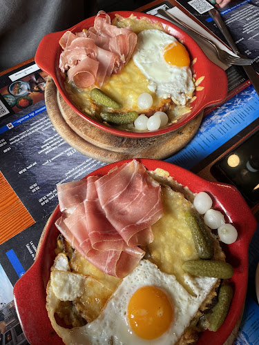 Opinii despre Cabane des Violettes CAS în Crans-Montana - Gastronomie und Hotellerie