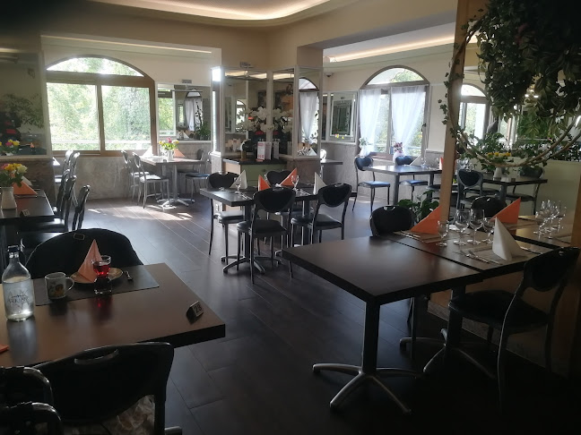 Rte de l'Etraz 144, 1290 Versoix