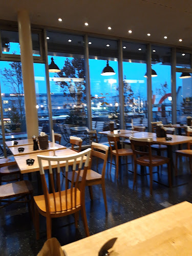 Comentarii opinii despre perron f - by focacceria