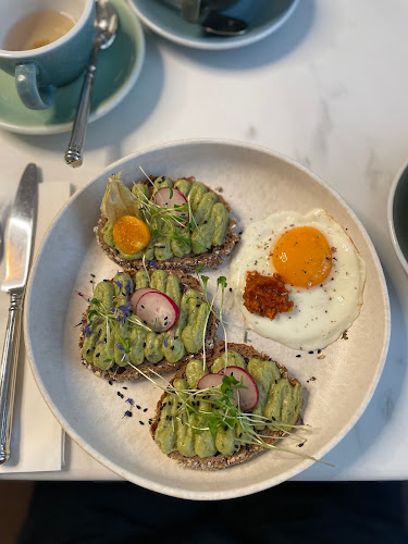 Comentarii opinii despre Kafi Florence