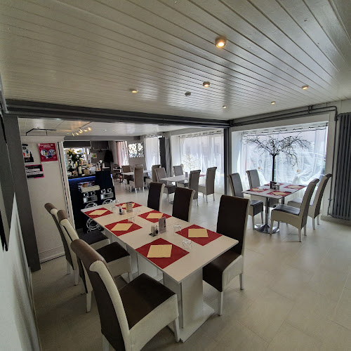 Opinii despre Restaurant Pizzeria Alice în Fleurier - Gastronomie und Hotellerie