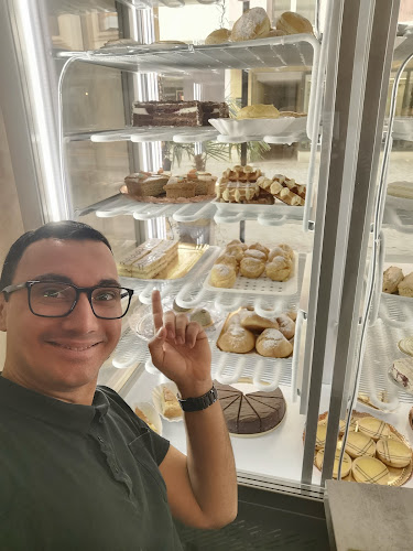 Opinii despre Bacio Nero, restaurant, glaces maison, focacceria, café et bar în Yverdon-les-Bains - Gastronomie und Hotellerie