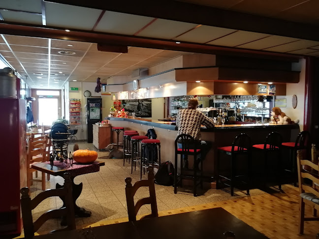 Café de la Piscine - Gastronomie und Hotellerie