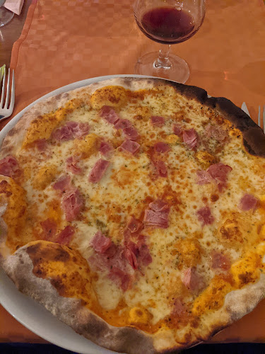 Comentarii opinii despre Restaurant Les Trois Suisses