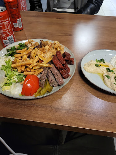 Opinii despre Al Mouchtar - Badenerstrasse în Zürich - Gastronomie und Hotellerie