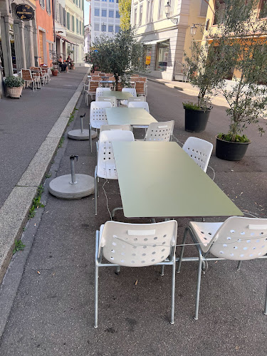 Opinii despre DE•TAPAS - BAR - BODEGA - COMESTIBLES în Winterthur - Gastronomie und Hotellerie