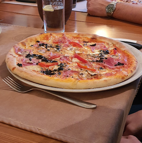 Restaurant Pizzeria Da Luca - Gastronomie und Hotellerie