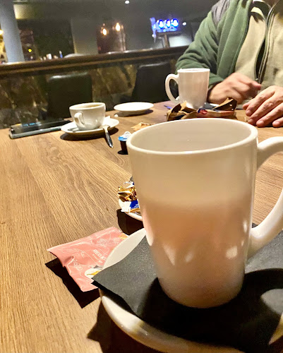 Opinii despre Sunshine Café în Zug - Gastronomie und Hotellerie