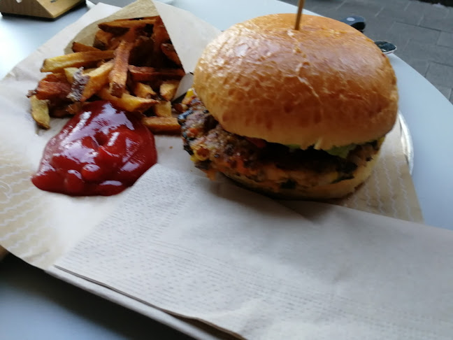 Clarapl. 2/3, 4058 Basel