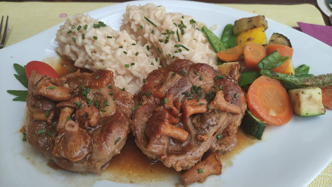 Opinii despre Le Ritrovo Pro Ticino în Yverdon-les-Bains - Gastronomie und Hotellerie