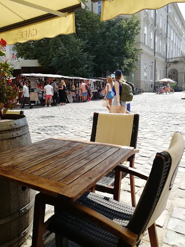 Opinii despre Café Centaure în Biel - Gastronomie und Hotellerie