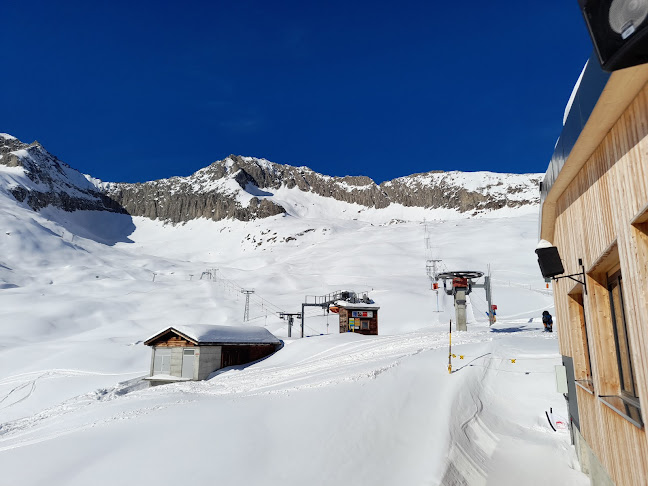 Comentarii opinii despre Hexenbar Belalp