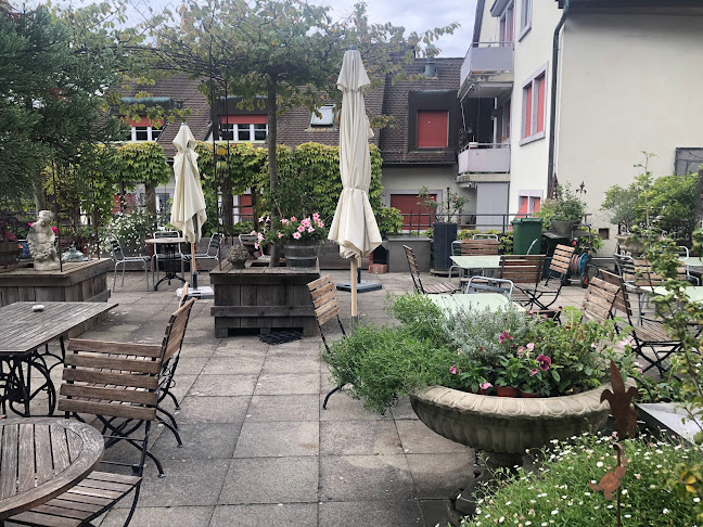 Café Ccino - Gastronomie und Hotellerie