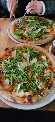 Pizza Restaurant Melsa - Gastronomie und Hotellerie