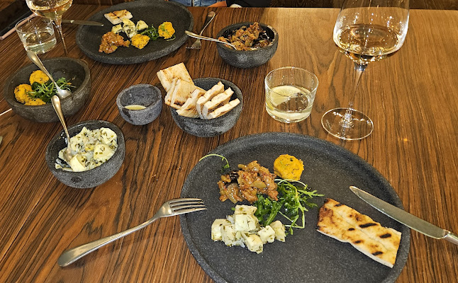 Comentarii opinii despre Meyhanè Genève