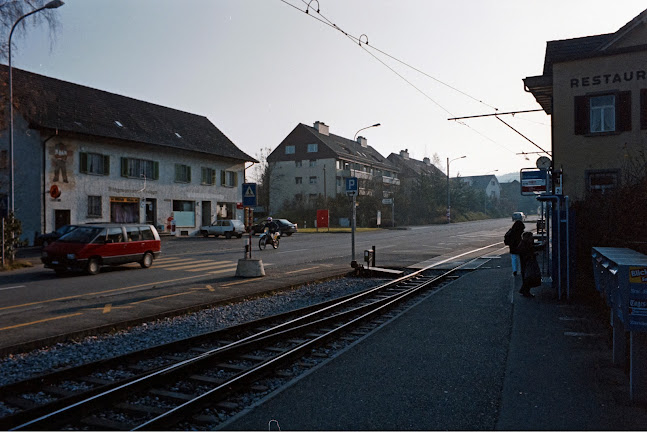 Opinii despre Bahnhof în Männedorf - Gastronomie und Hotellerie