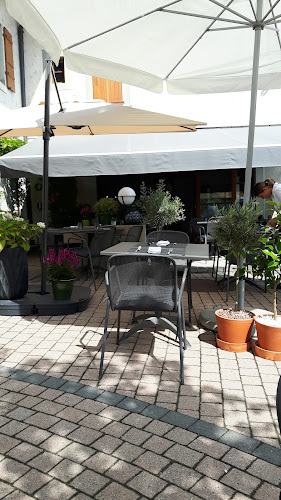 Opinii despre Auberge Aux 3 Tilleuls în Genolier - Gastronomie und Hotellerie