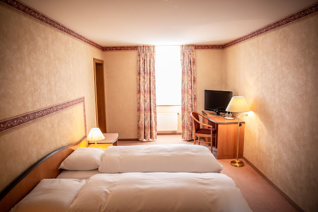 Hotel des Alpes (Les 3 frères) - Gastronomie und Hotellerie