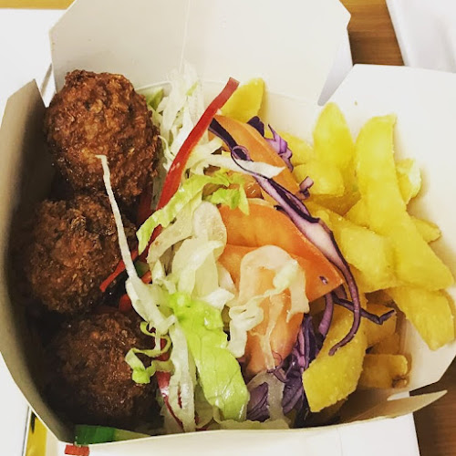 direkt am Jona Fluss!, Bandwiesstrasse 1, 8630 Rüti